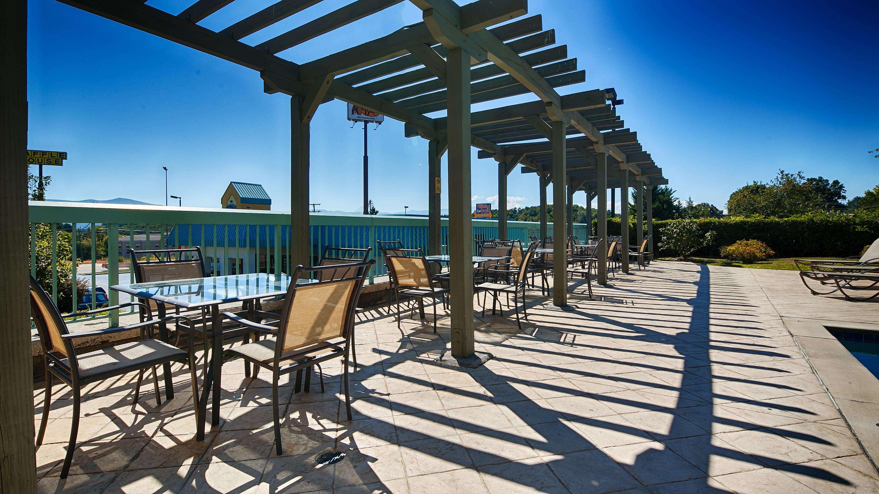 Best Western Newport Inn Zewnętrze zdjęcie
