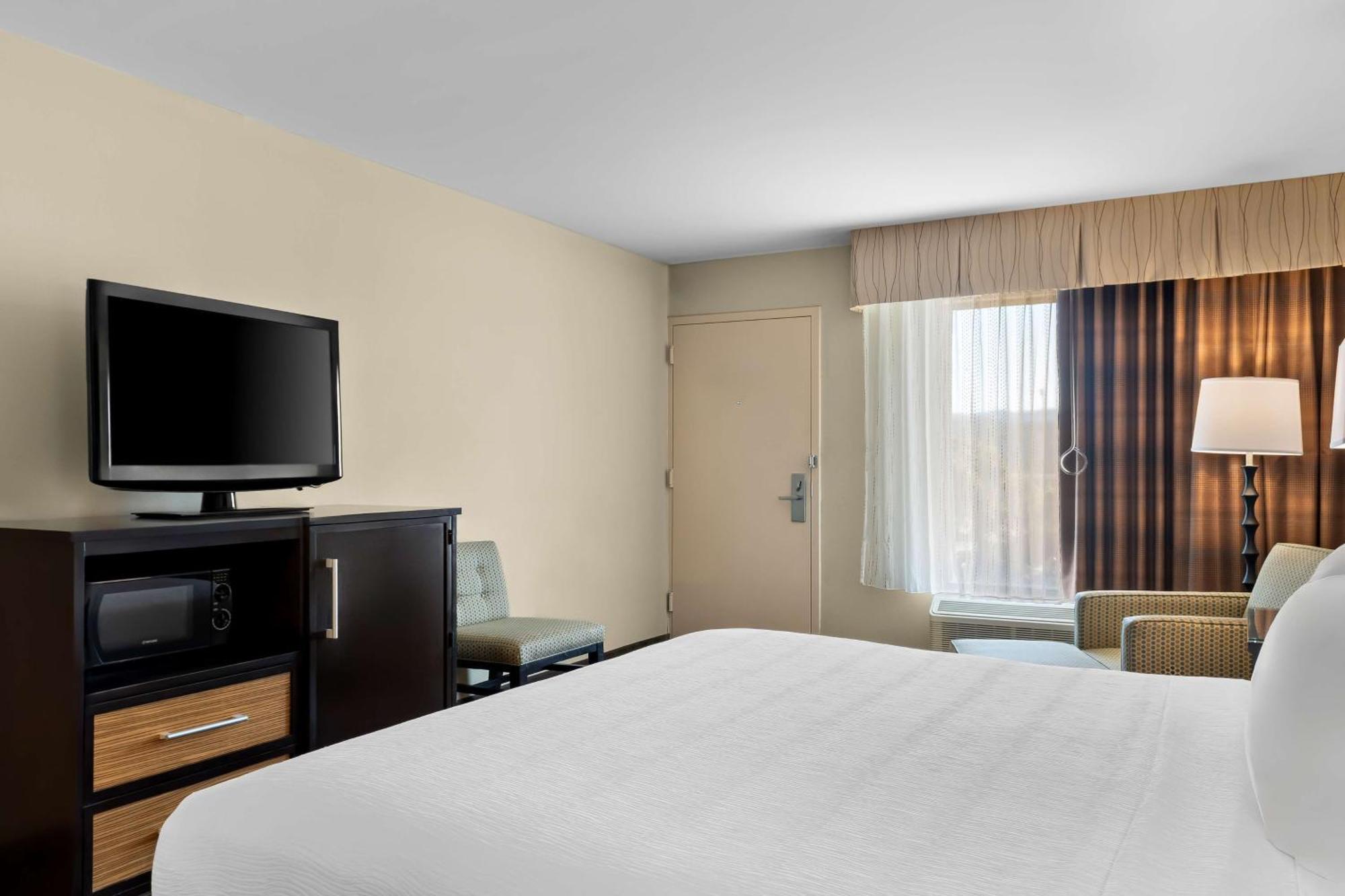 Best Western Newport Inn Zewnętrze zdjęcie
