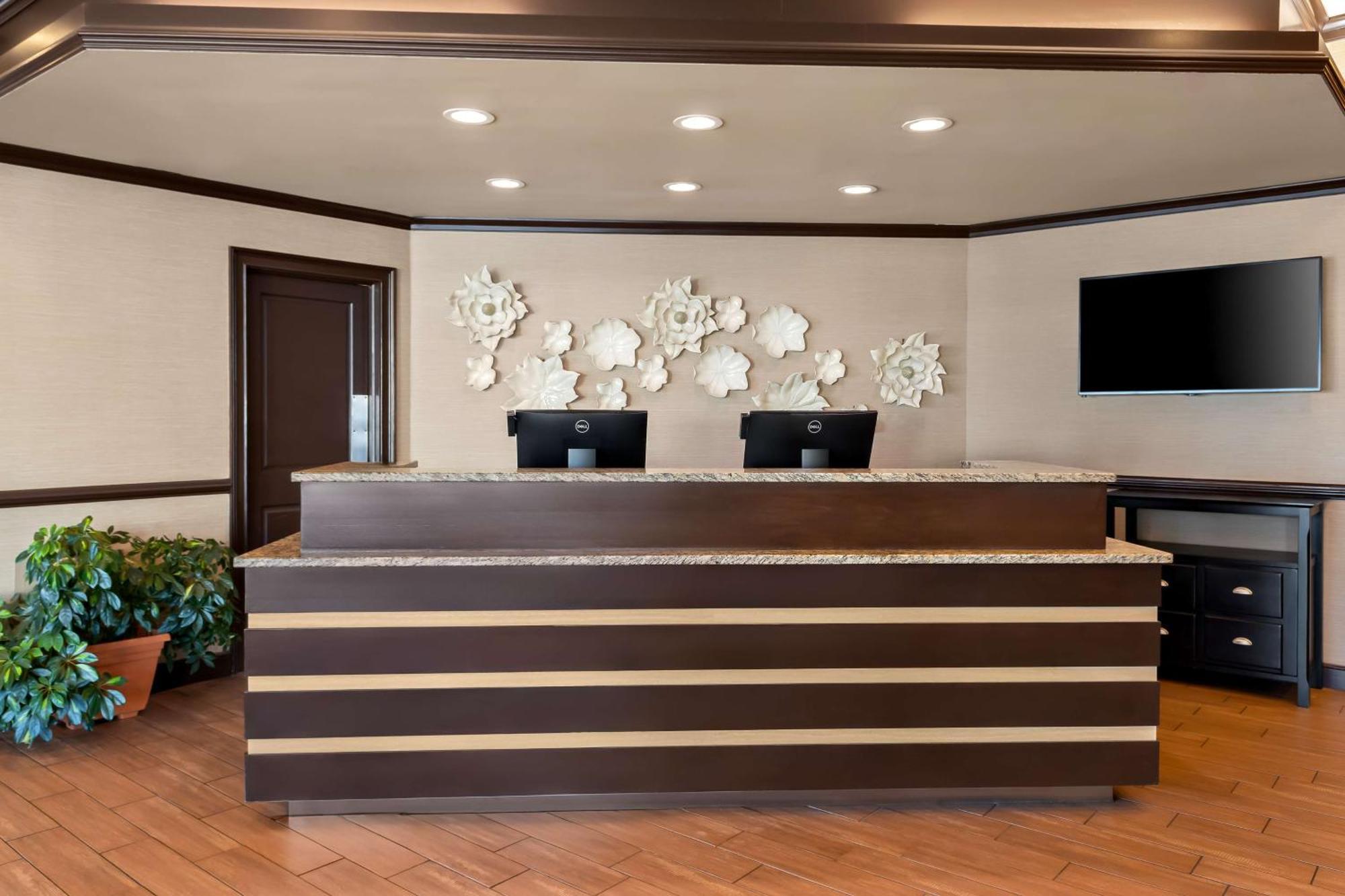 Best Western Newport Inn Zewnętrze zdjęcie
